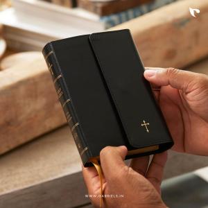 KJV Holy Bible (Burgundy)